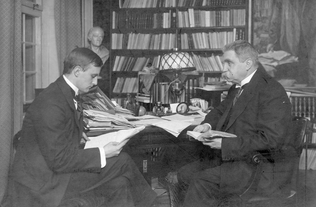 Hjalmar Branting tillsammans med sonen Georg.