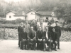 Gunnar Ohrlander avbildad med kinesiska kamrater, 1970-tal landsbygd
